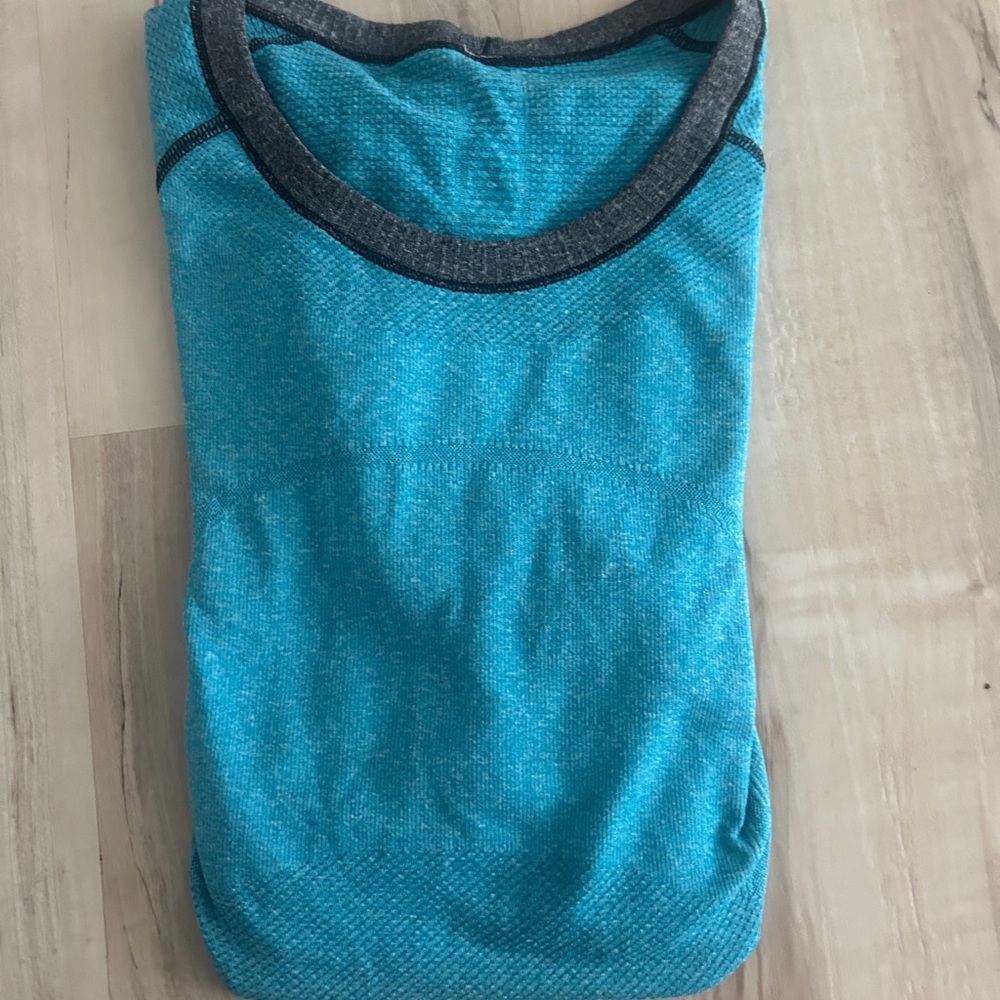 Lululemon Athletica Teal and Charcoal Top